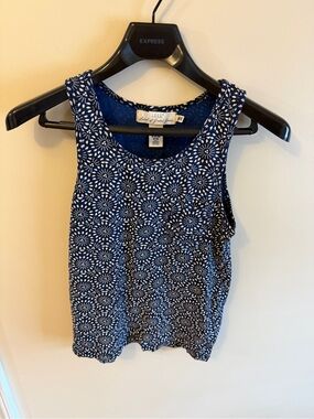 H&M Navy Blue & White Floral Print Sleeveless Tank